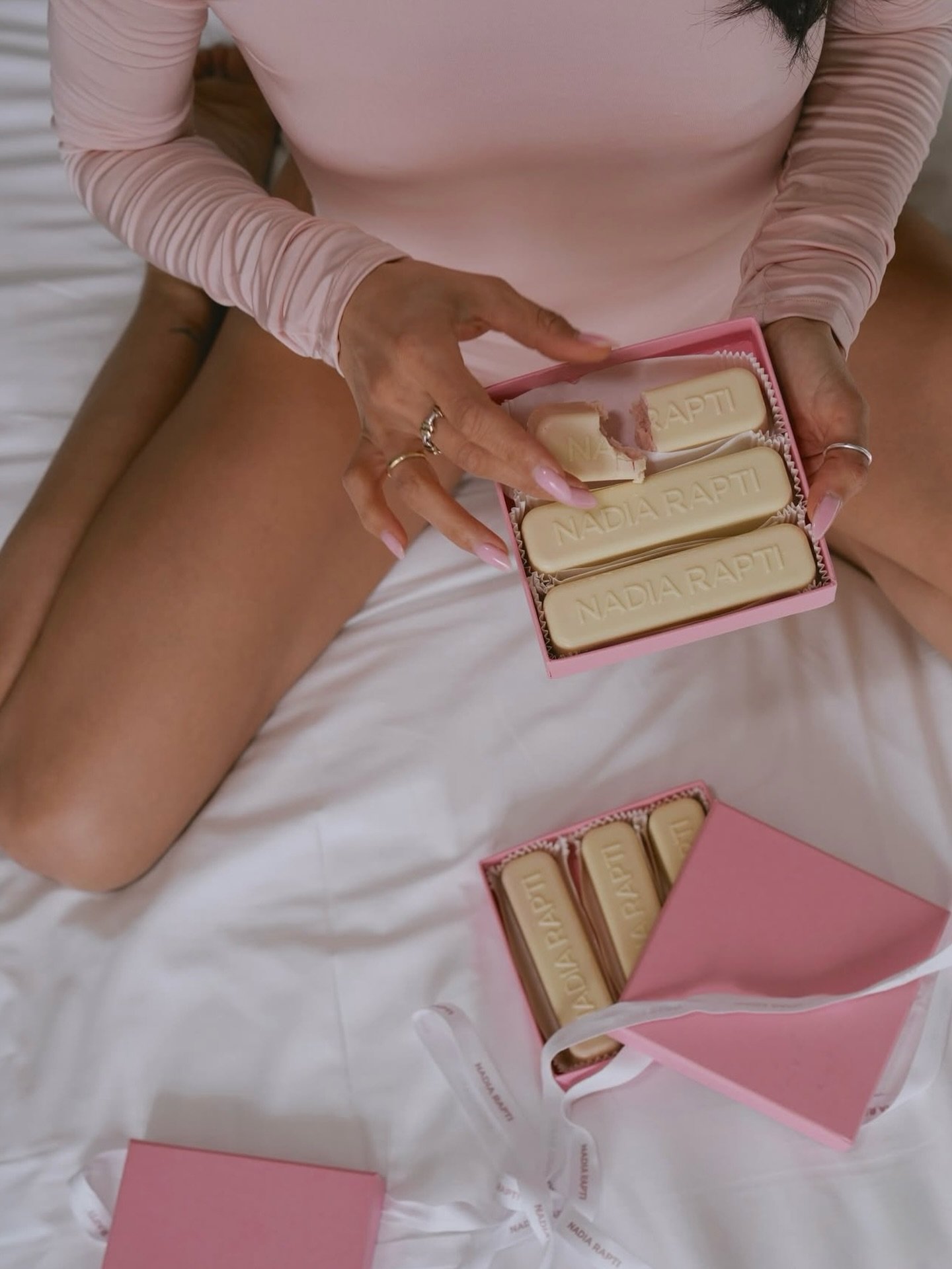 A sweet moment from the new edit.🎀 @nadiaraptiofficial