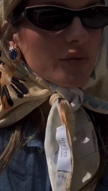 Dressed for coffee & compliments ☕️ @arpyes