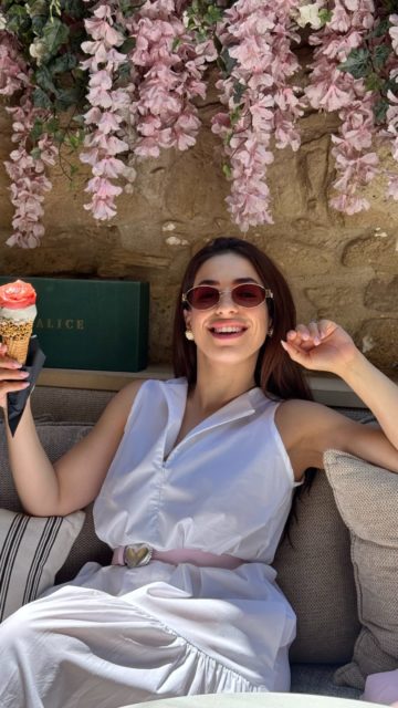 Pretty dress, pink gelato, zero stress 🍦🌸✨

Just a reminder that summer looks good on you.

Now available at SEI Boutique 
DM us to shop 💌

@vassiakostarabrand 
@av_sunglasses 
@noema.thebrand 

#SEIboutique #summerstyle #cyprusfashion #ootdcy #dressinspo