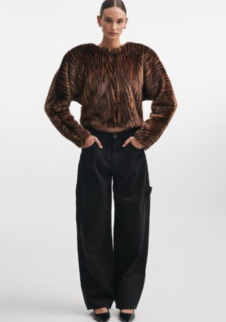 THROWBACK WITH ZIP FUR