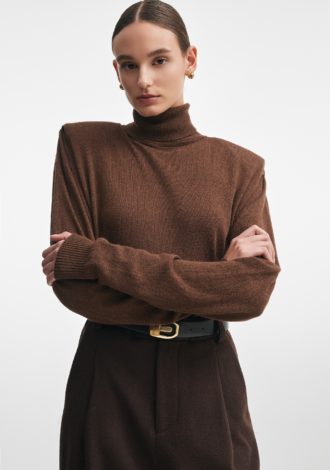 BASICK KNITTED BLOUSE