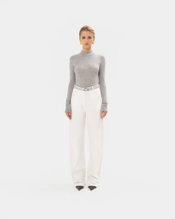 CREME STRAIGHT-LINE JEANS