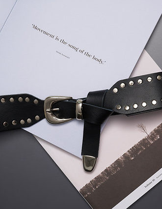 “SUPERWOMAN” LEATHER BELT