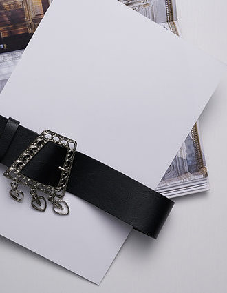 “PIECE OF MY HEART” LEATHER BELT