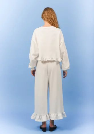 EASY LIVING SWEATER WHITE