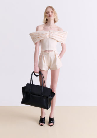 CREAM TAILORED SHORT