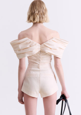 CREAM TAILORED SHORT