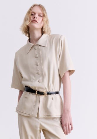 BEIGE SHORT – SLEEVE BLAZER