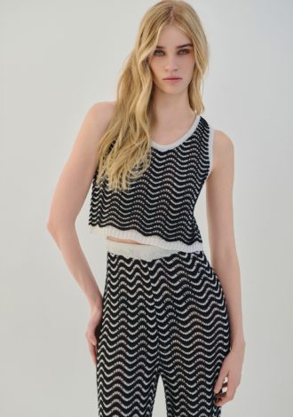 COMBOS 0024 TOP CROP TWO-TONE BLACK/WHITE