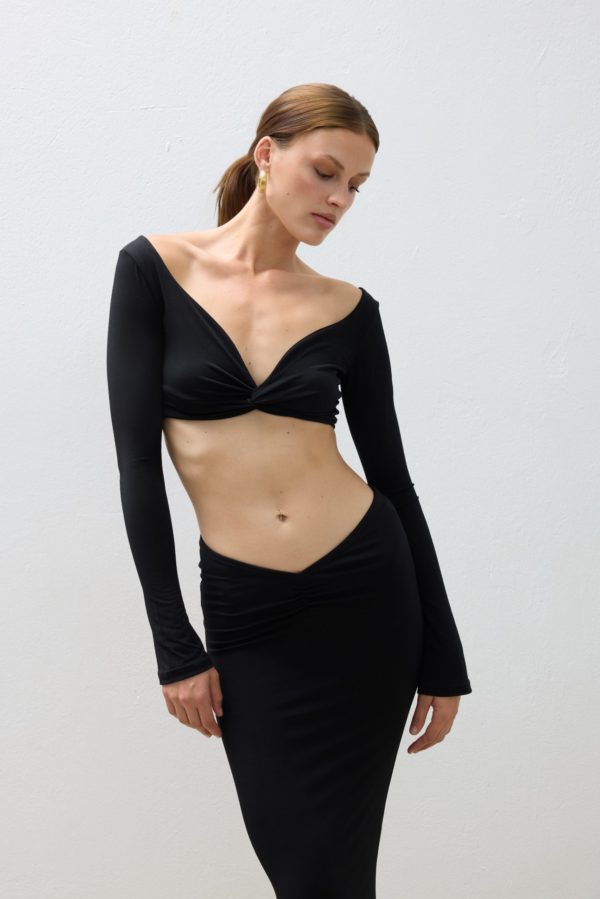 COMBOS 0127 CROP TOP LONG SLEEVE BLACK - Image 2